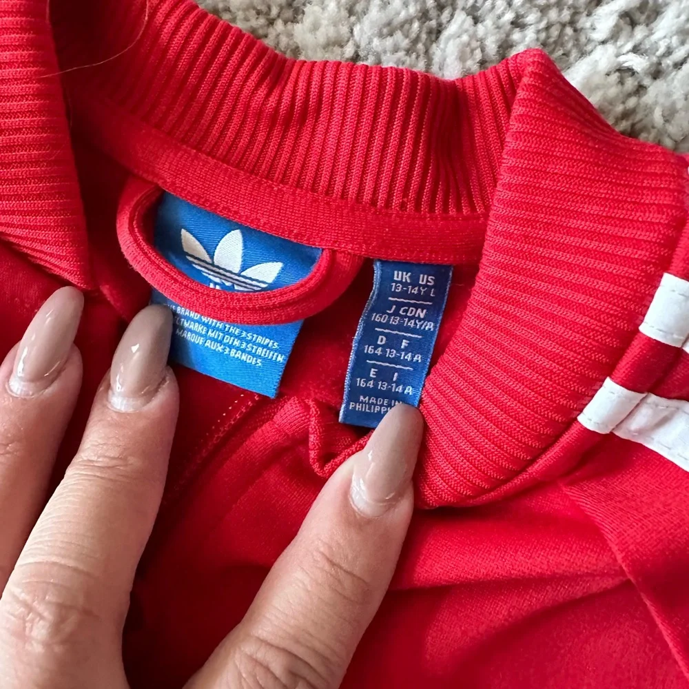 Adidas jacket - Picture 3 of 6